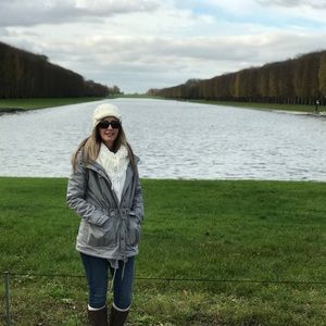 Meet your Posher, Paige